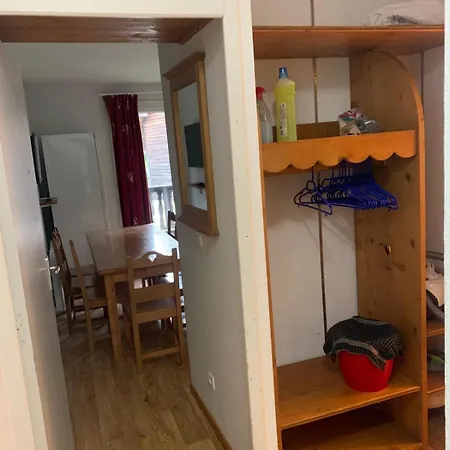 Dans Bois De La Reine, Et Saint Anastaise 아파트 베세-에-생타나스타시