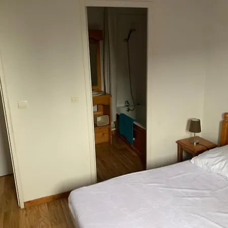 아파트 Dans Bois De La Reine, Et Saint Anastaise *